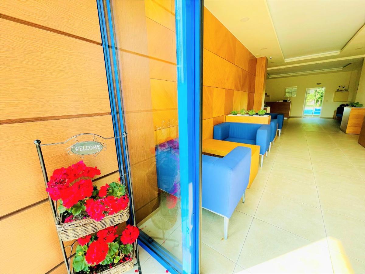 Solei Apartments Приморско Экстерьер фото