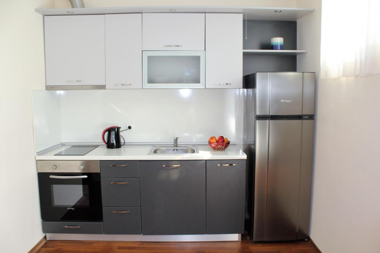 Solei Apartments Приморско Экстерьер фото