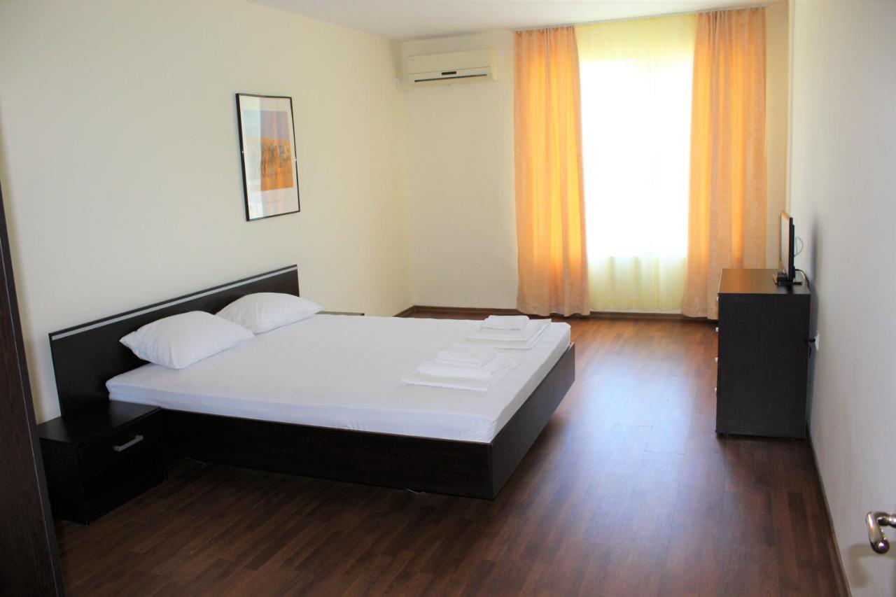 Solei Apartments Приморско Экстерьер фото