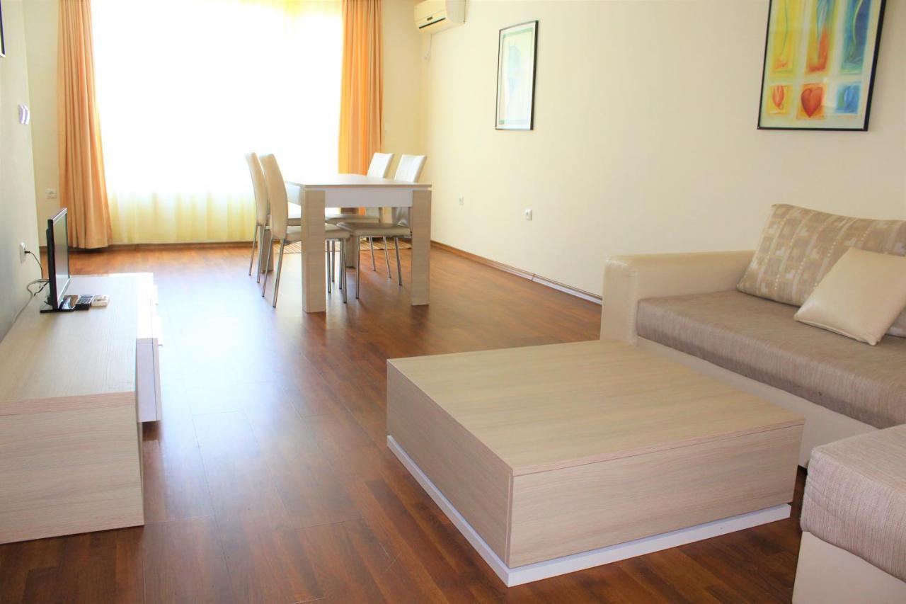 Solei Apartments Приморско Экстерьер фото