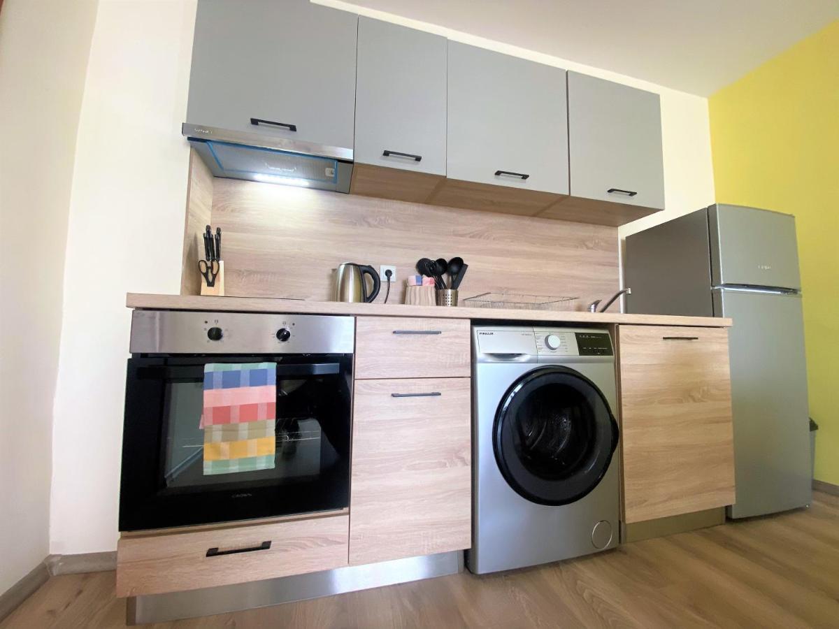 Solei Apartments Приморско Экстерьер фото