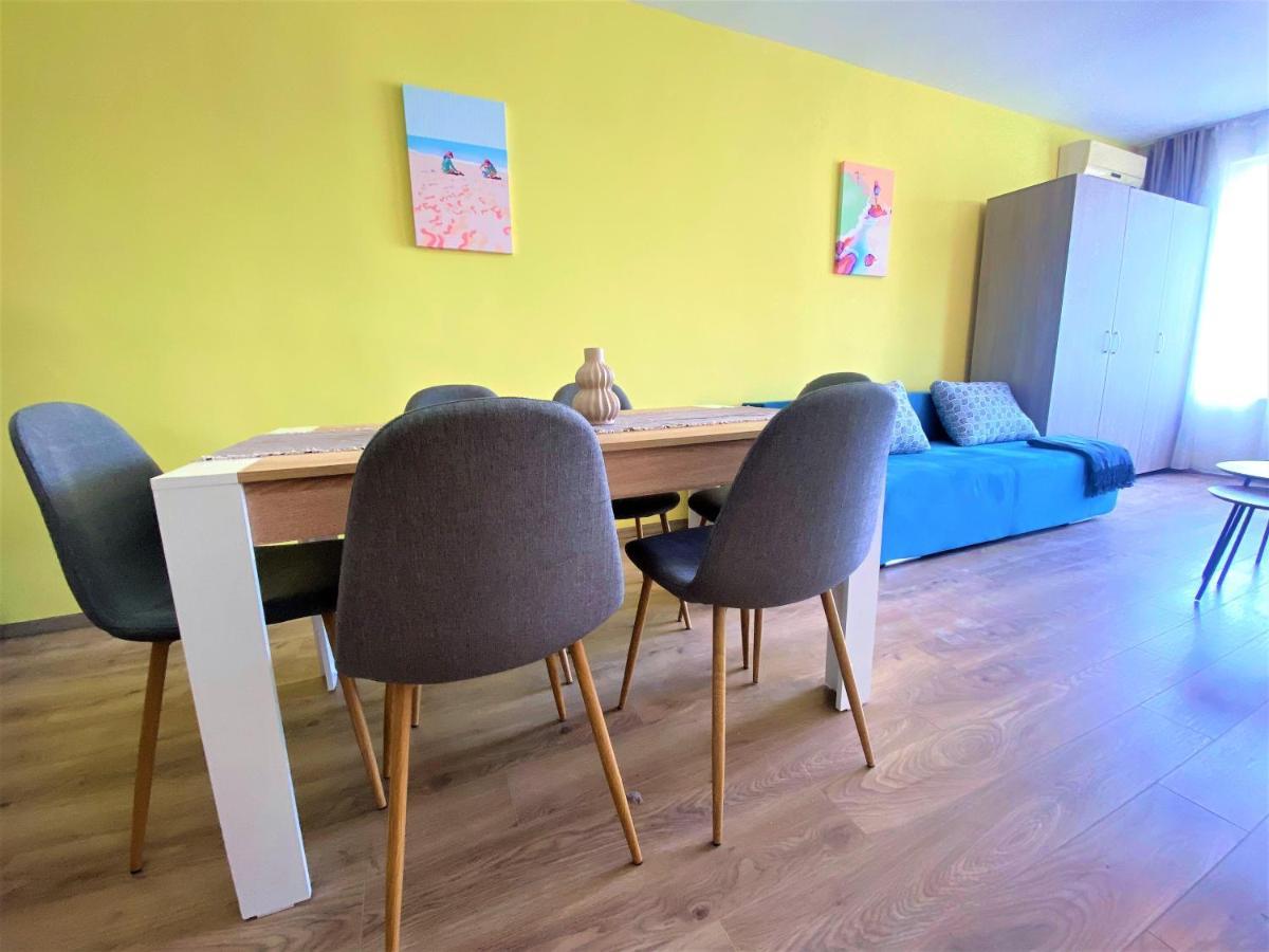 Solei Apartments Приморско Экстерьер фото