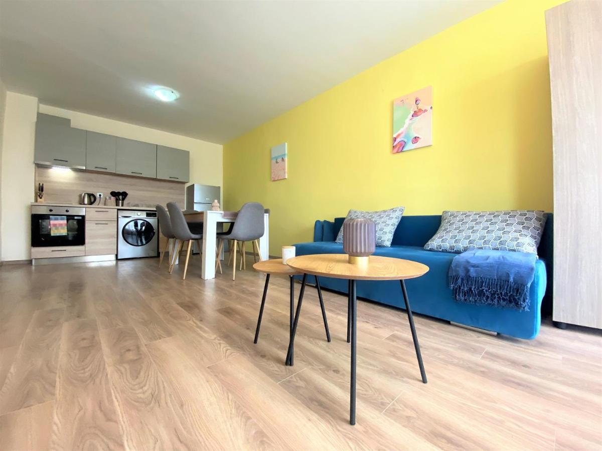 Solei Apartments Приморско Экстерьер фото